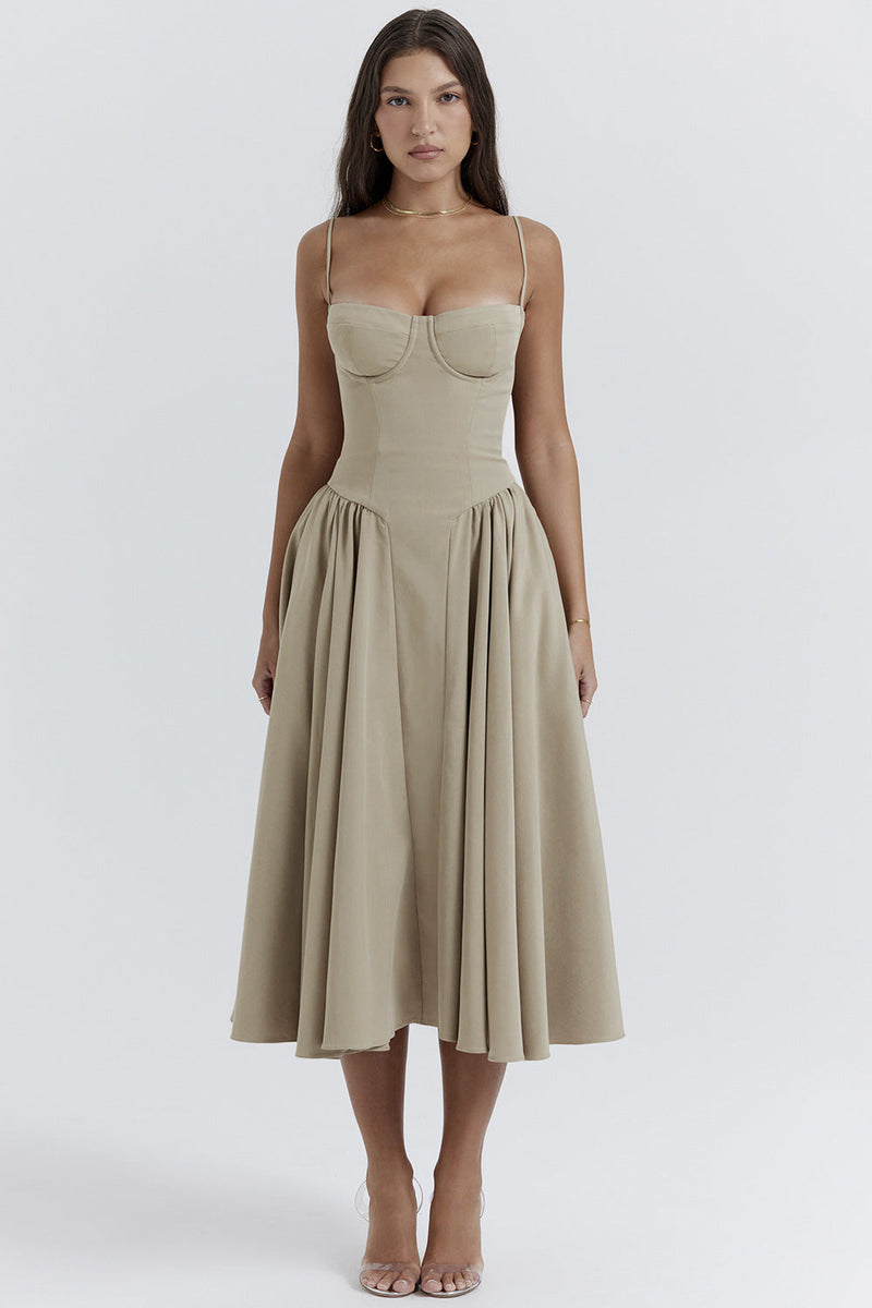 The Kiki Dress – Where Vintage Romance Meets Modern Confidence