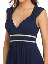 Robe longue de demoiselle d'honneur froncée à col en V