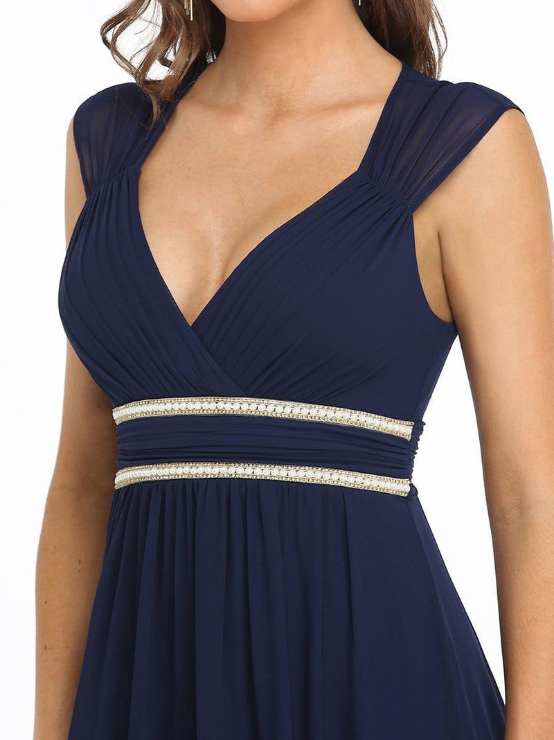 Robe longue de demoiselle d'honneur froncée à col en V