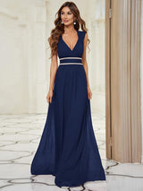 Robe longue de demoiselle d'honneur froncée à col en V